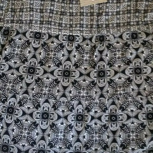 Derek Heart plus Multicolor Floral Sleeveless Spaghetti Strapes Tank Cami 2X 222 - Picture 4 of 4